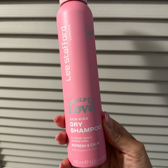 Lee Stafford Scalp Love Skin-Kind Dry Shampoo - Picture 1 of 4